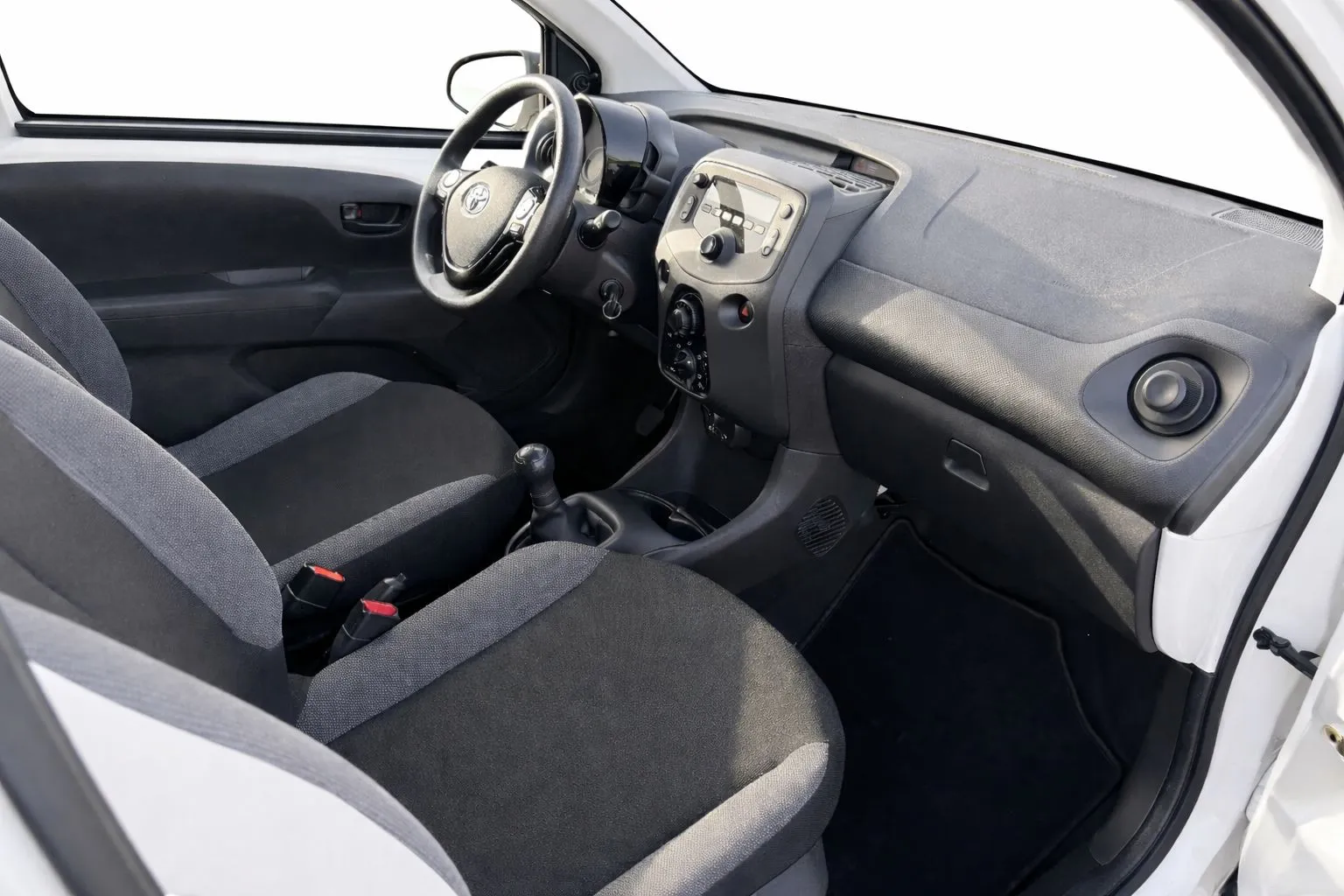 Toyota Aygo side view